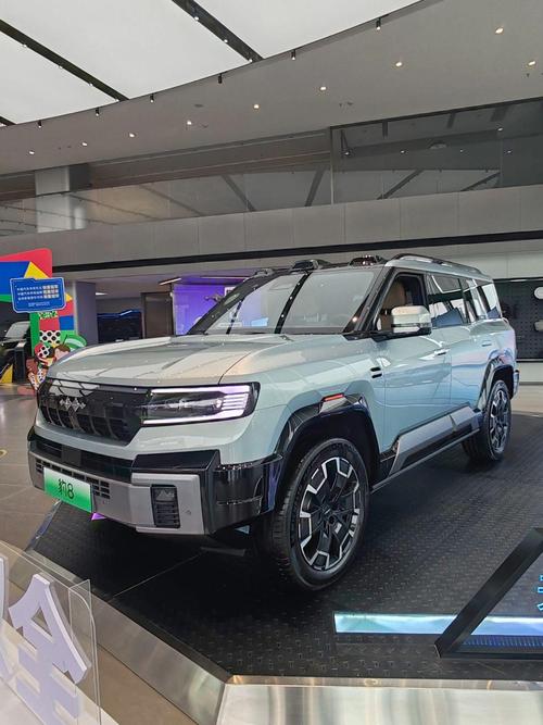 广州荔湾区阳翔欧企业管理咨询比亚迪方程豹硬派越野的爆款，英菲尼迪35周年与你共成长